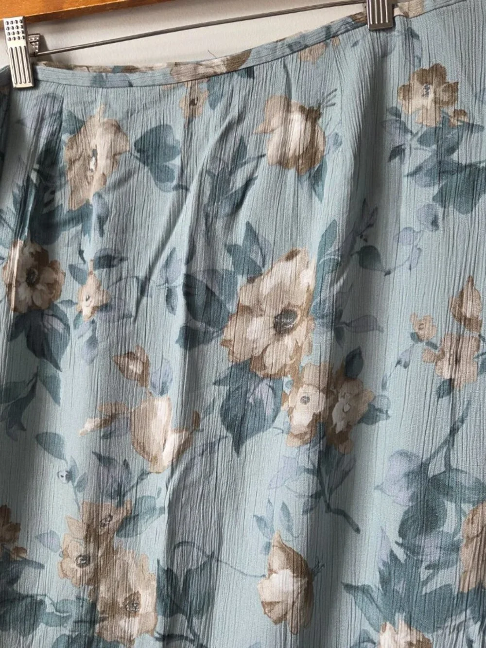 EUC VAN HEUSEN FLORAL RAYON SLIT SIDE MAXI DRESS SIZE LARGE
